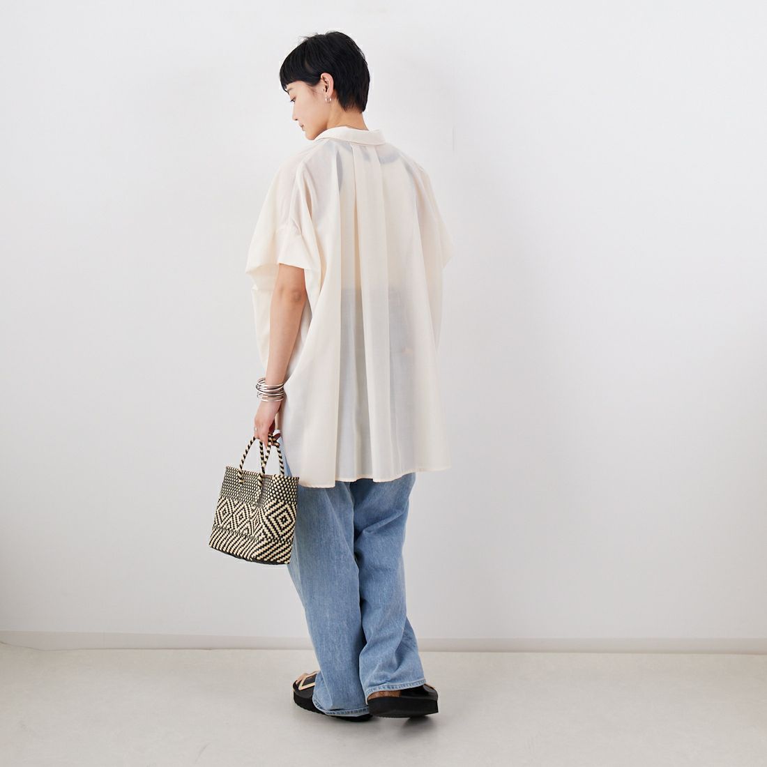 Jf Ready Made [ジェイエフレディメイド] 袖タックシアーシャツ [147-18321] 03 ﾊﾞﾆﾗ &&モデル身長：160cm 着用サイズ：F&&