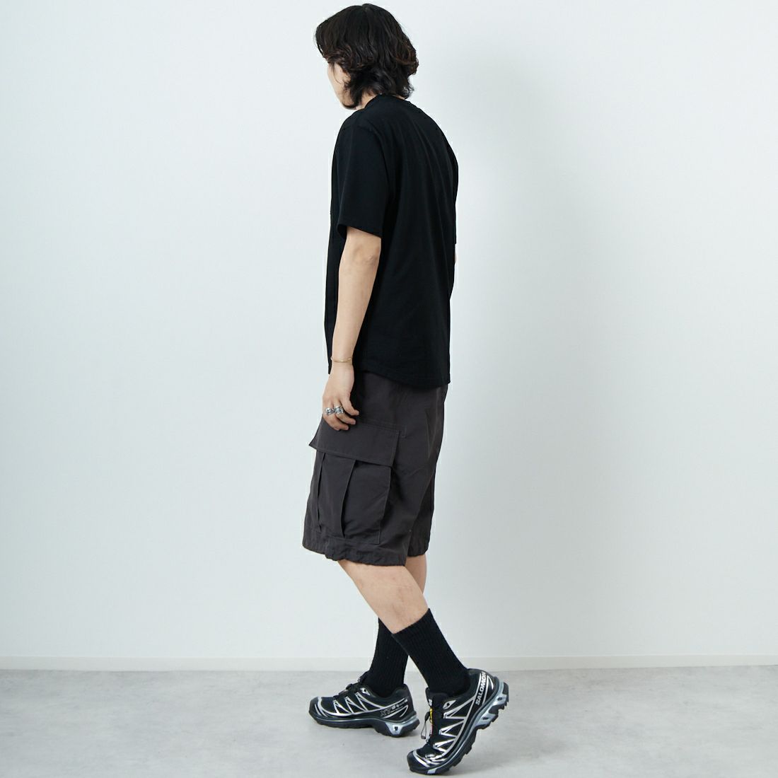DENHAM [デンハム] ショートスリーブ ポケットTシャツ [7-POCKET-TEE] BLACK &&モデル身長：179cm 着用サイズ：S&&