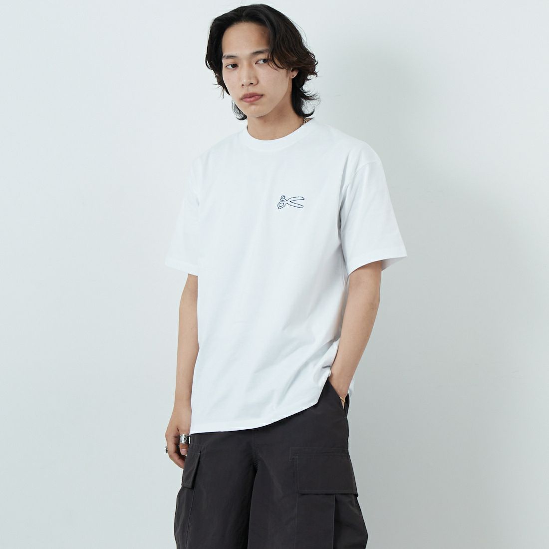 DENHAM [デンハム] ショートスリーブ Tシャツ [CHAIN-TEE] WHITE &&モデル身長：179cm 着用サイズ：M&&