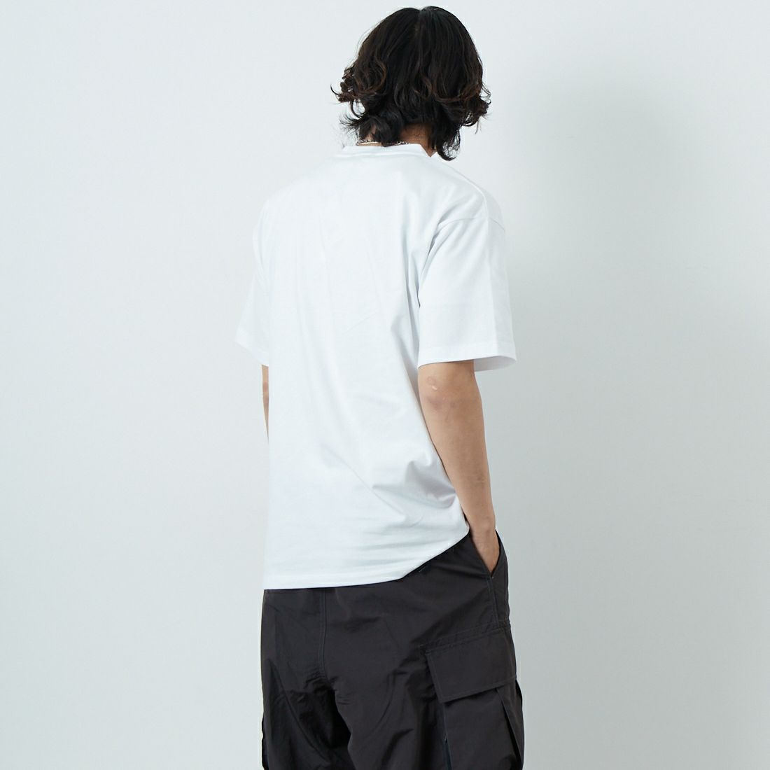 DENHAM [デンハム] ショートスリーブ Tシャツ [CHAIN-TEE] WHITE &&モデル身長：179cm 着用サイズ：M&&