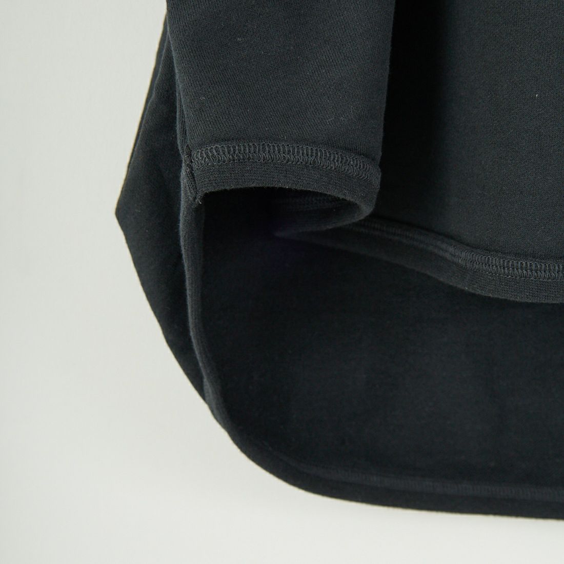 ESTROISLOSE [エストゥロワルーズ] ミニ裏毛プルオーバー [EC25202] 99 BLACK