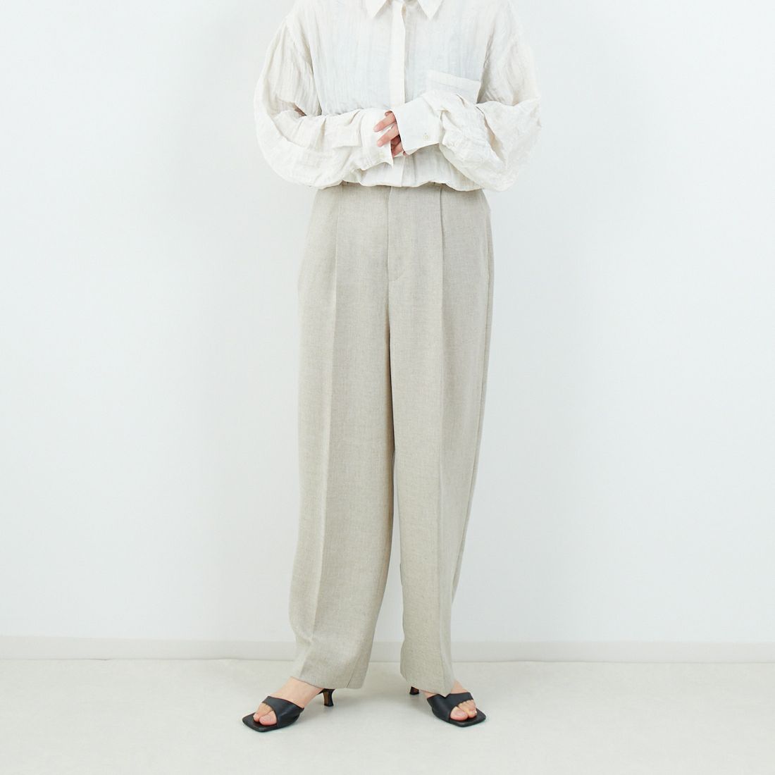 BEIGE&&モデル身長：160cm 着用サイズ：36&&