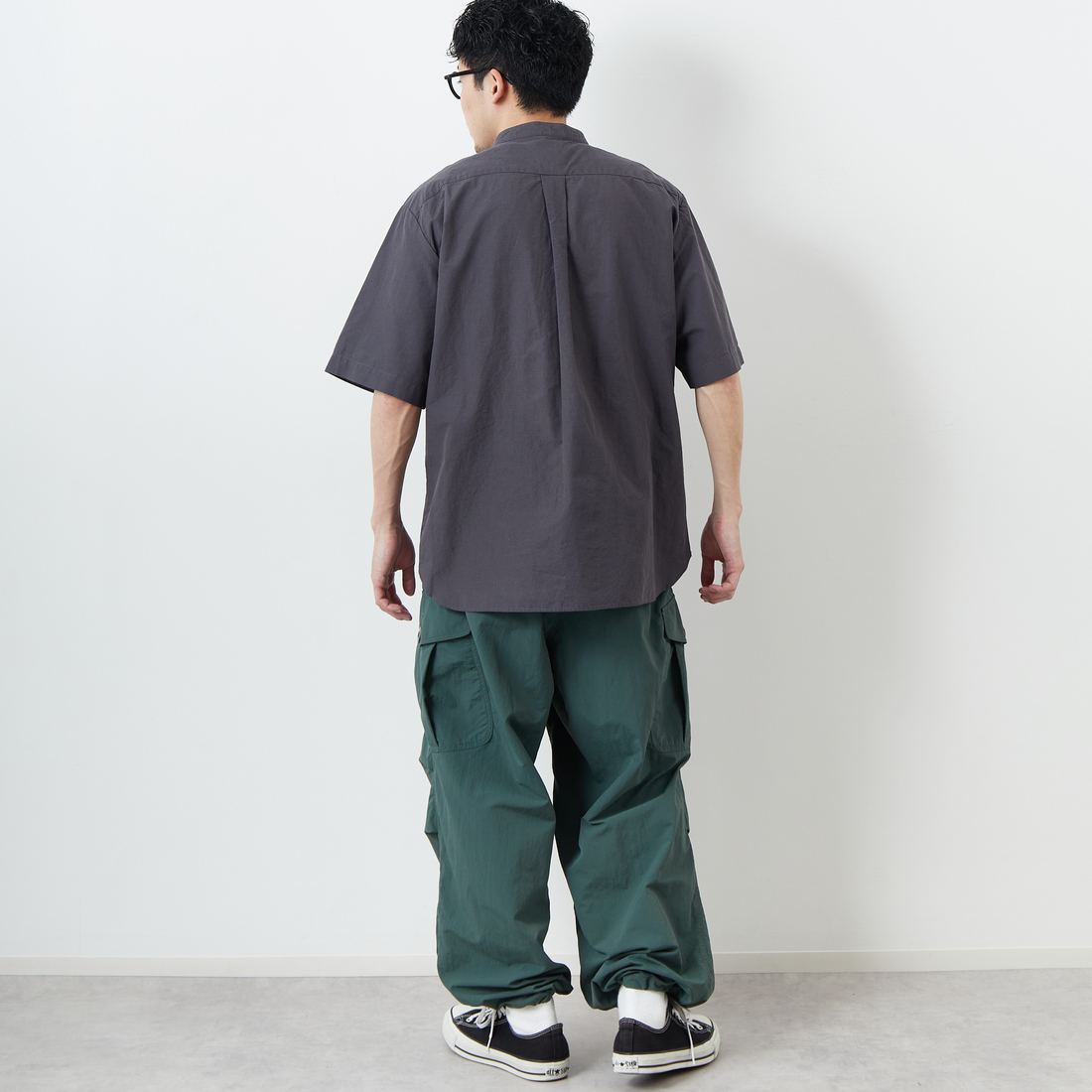 DANTON [ダントン] コットンリネン バンドカラーシャツ [JD-3788SCL] GREIGE &&モデル身長：168cm 着用サイズ：38&&