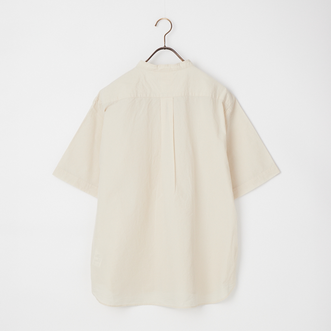 DANTON [ダントン] コットンリネン バンドカラーシャツ [JD-3788SCL] GREIGE &&モデル身長：168cm 着用サイズ：38&&