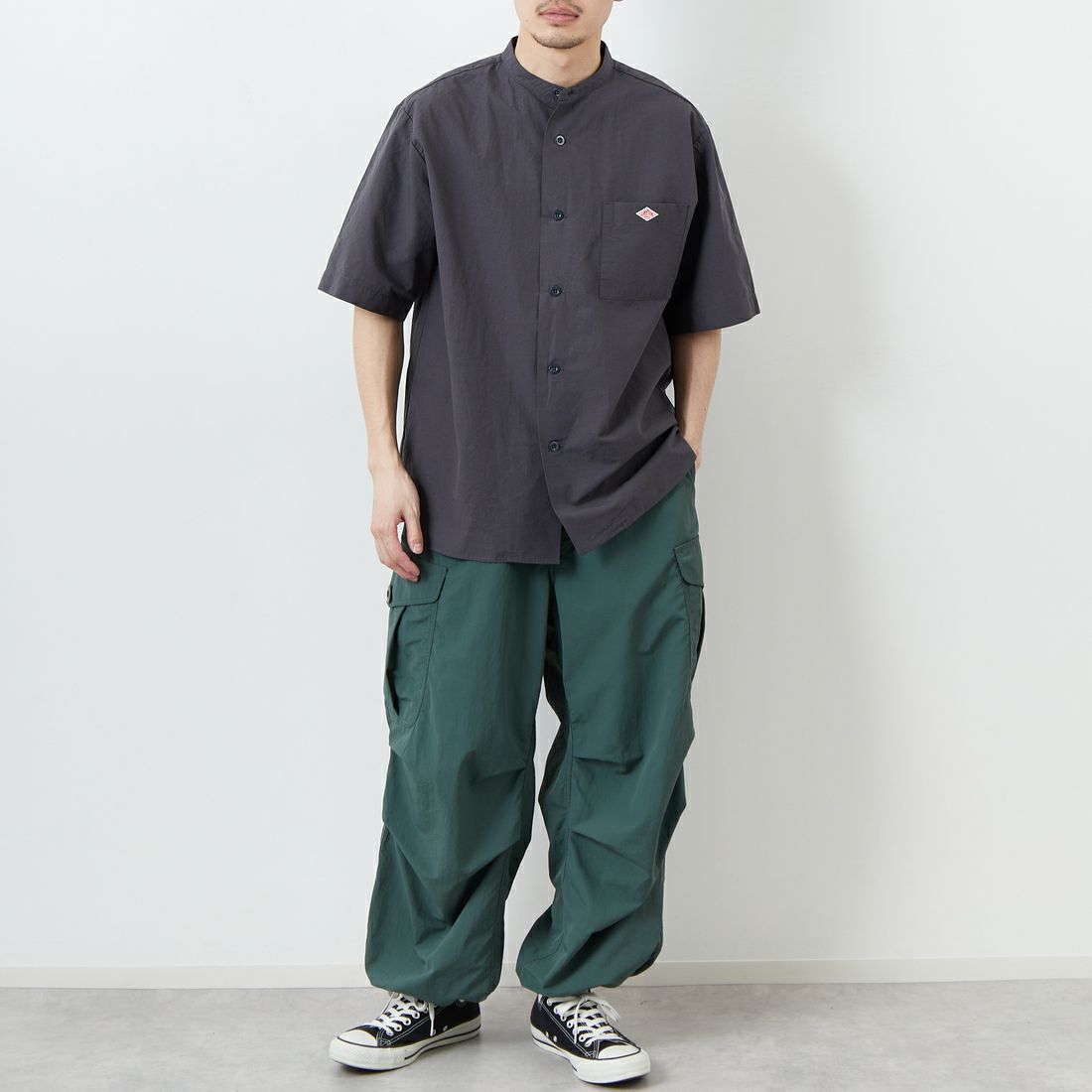 DANTON [ダントン] コットンリネン バンドカラーシャツ [JD-3788SCL] CHARCOAL &&モデル身長：168cm 着用サイズ：40&&