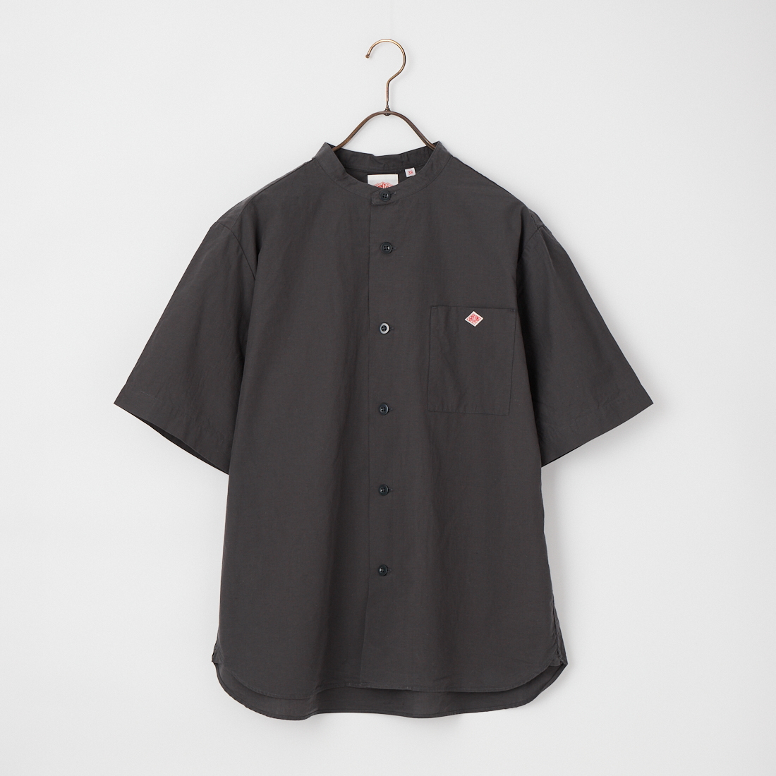 DANTON [ダントン] コットンリネン バンドカラーシャツ [JD-3788SCL] CHARCOAL &&モデル身長：168cm 着用サイズ：40&&