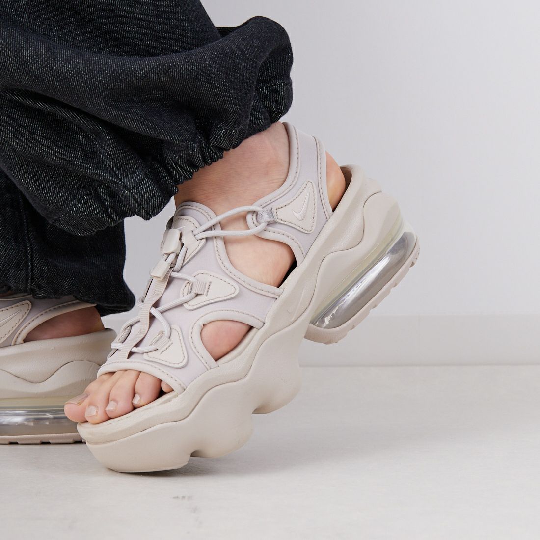 NIKE [ナイキ] エア マックス ココ サンダル [HF4265]