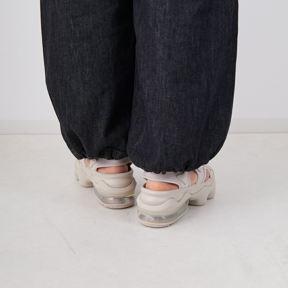 NIKE [ナイキ] エア マックス ココ サンダル [HF4265] 299 ｸﾘｰﾑ