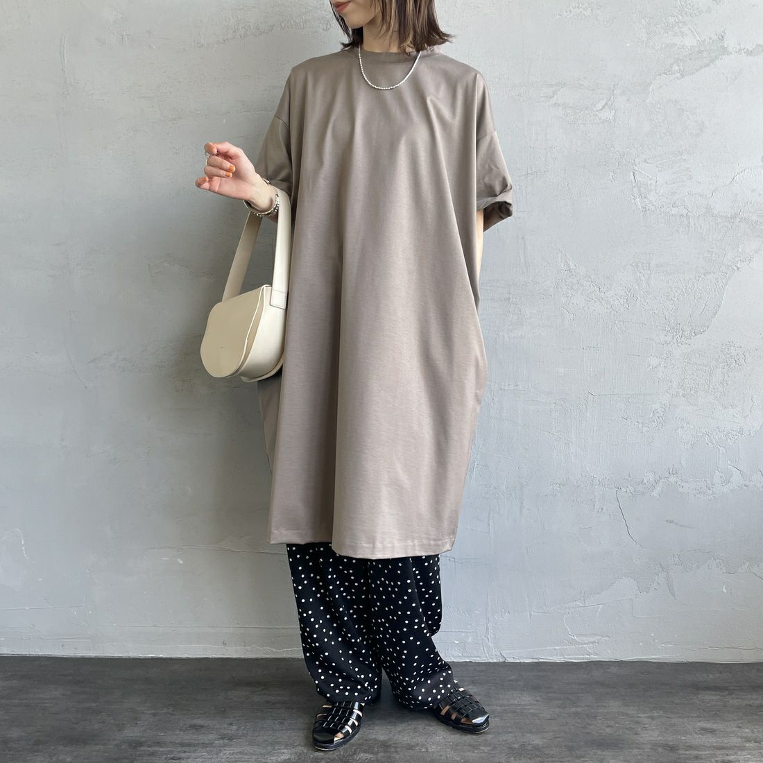 ミズイロインド サッカー生地 クルーネックウエストギャザーワンピース 