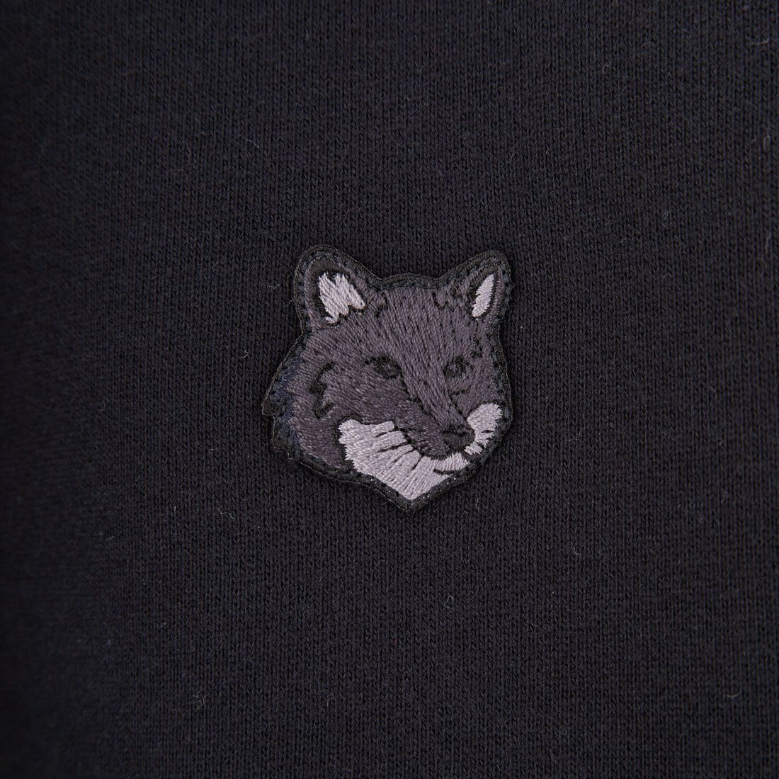 MAISON KITSUNE [メゾン キツネ] ボールド フォックスヘッド パッチ コンフォート スウェットシャツ [MM00316KM0307] P199 BLACK