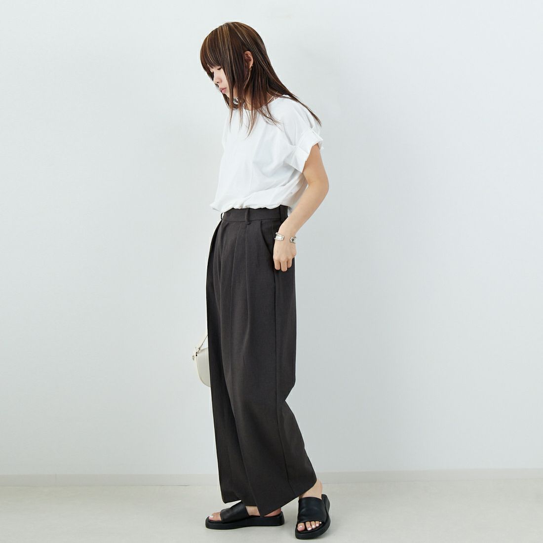 Jeans Factory Clothes [ジーンズファクトリークローズ] カーブタックワイドパンツ [21254069] 003 ﾁｬｺｰﾙ &&モデル身長：167cm 着用サイズ：38&&