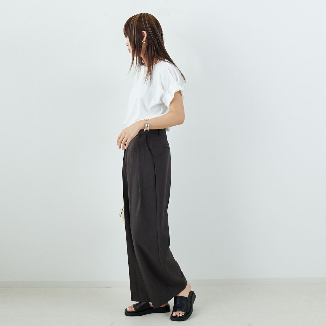 Jeans Factory Clothes [ジーンズファクトリークローズ] カーブタックワイドパンツ [21254069] 003 ﾁｬｺｰﾙ &&モデル身長：167cm 着用サイズ：38&&