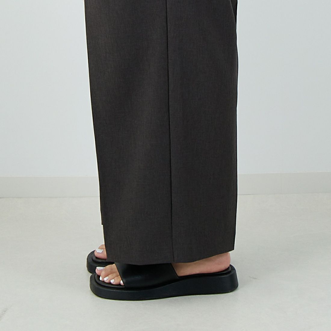 Jeans Factory Clothes [ジーンズファクトリークローズ] カーブタックワイドパンツ [21254069] 003 ﾁｬｺｰﾙ &&モデル身長：167cm 着用サイズ：38&&