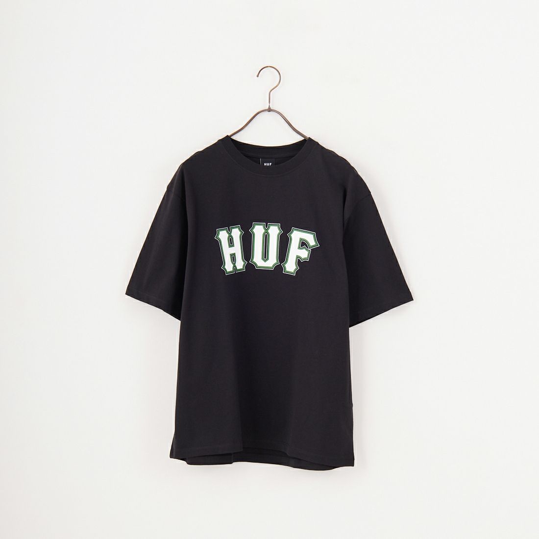 HUF [ハフ] GIANT ショートスリーブTシャツ [TS02401] BLACK