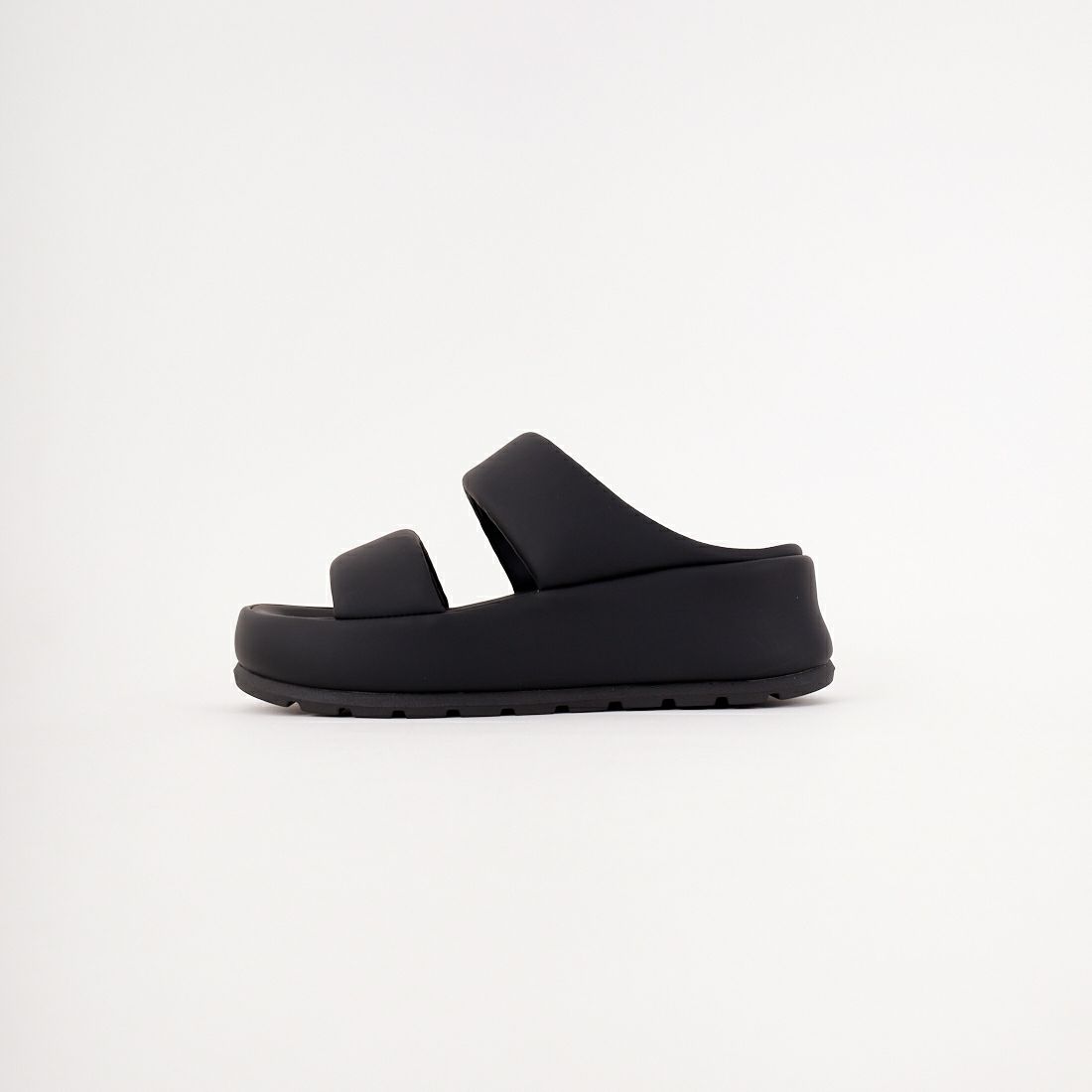 BLACK/BLAC