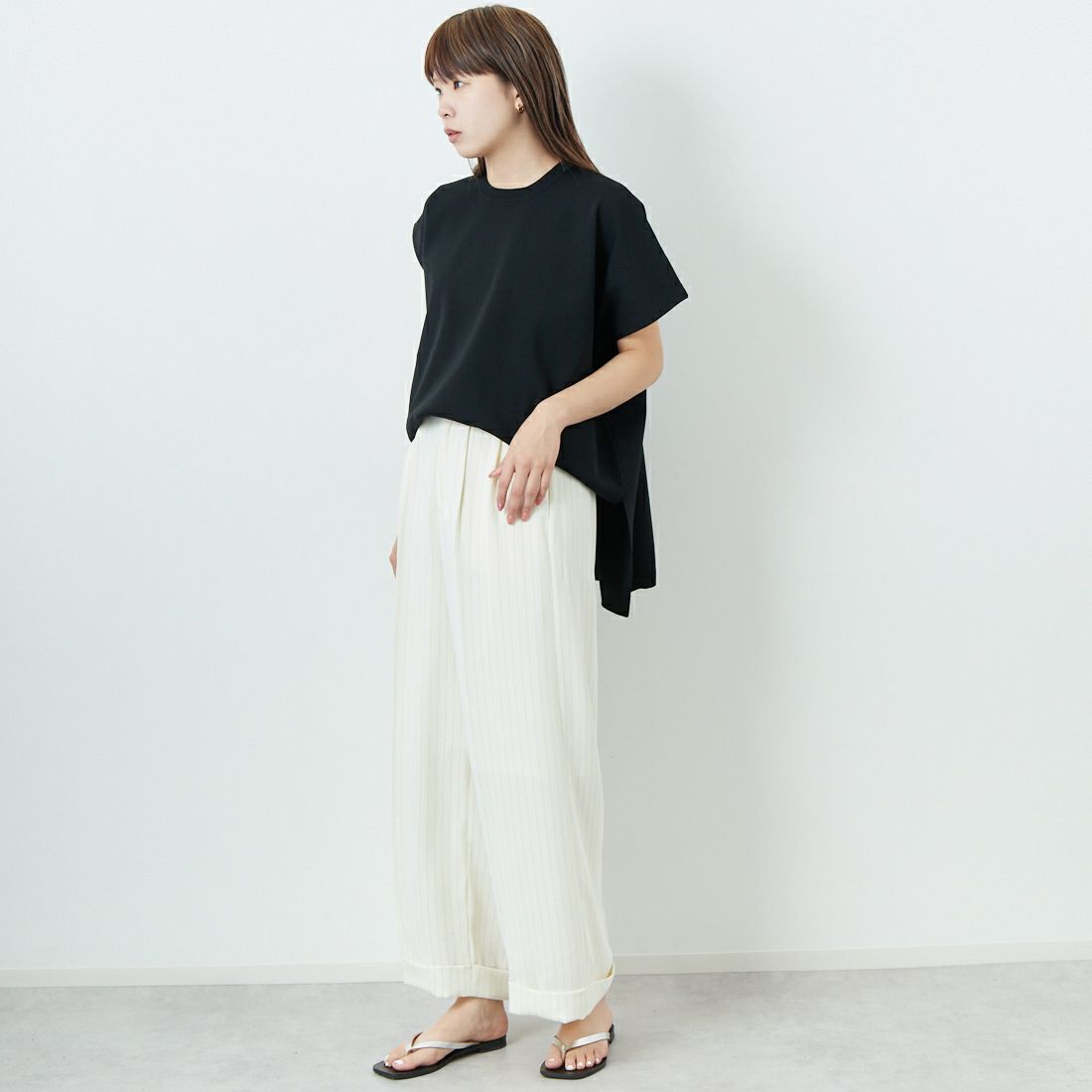RIM.ARK [リムアーク] アシンメトリーニットトップス [460ISS70-1751] 020 BLK &&モデル身長：167cm 着用サイズ：F&&
