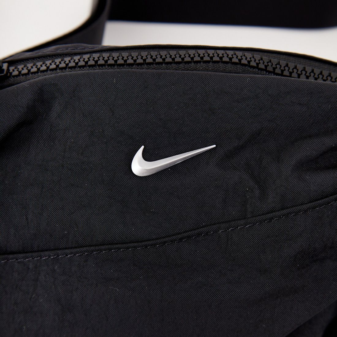 NIKE [ナイキ] オーラウエストパック [HM6120] 010 ﾌﾞﾗｯｸ