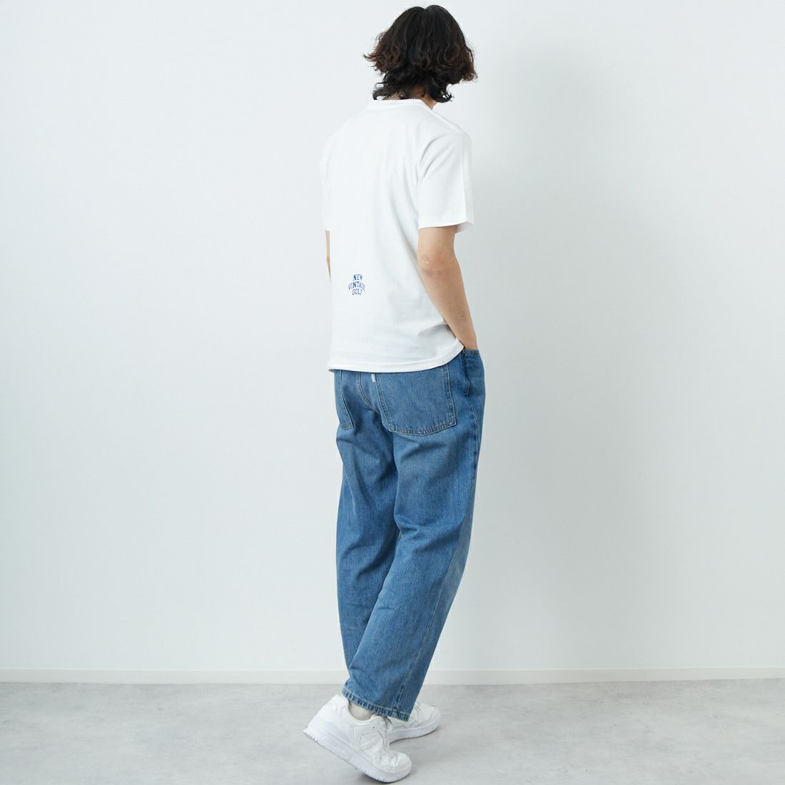 NEW VINTAGE GOLF [ニュービンテージゴルフ] GOLF IS LIFE ショートスリーブTシャツ [NVG-0301] WHITE &&モデル身長：179cm 着用サイズ：M&&
