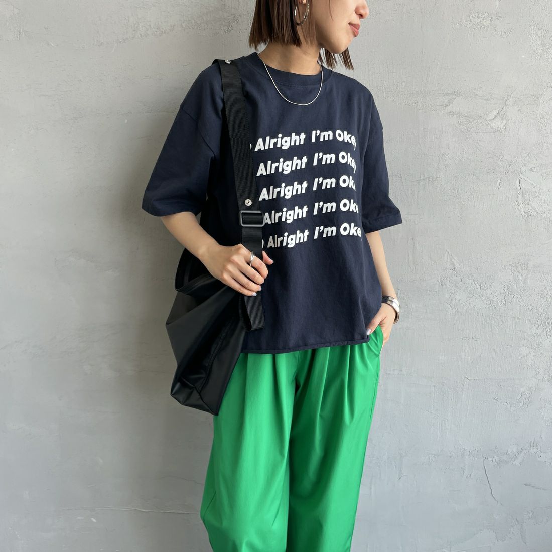 FUNG [ファング] IM ALRIGHT カットオフプリントTシャツ [IM-ALRIGHT] NV/WHITE &&モデル身長：159cm 着用サイズ：M&&