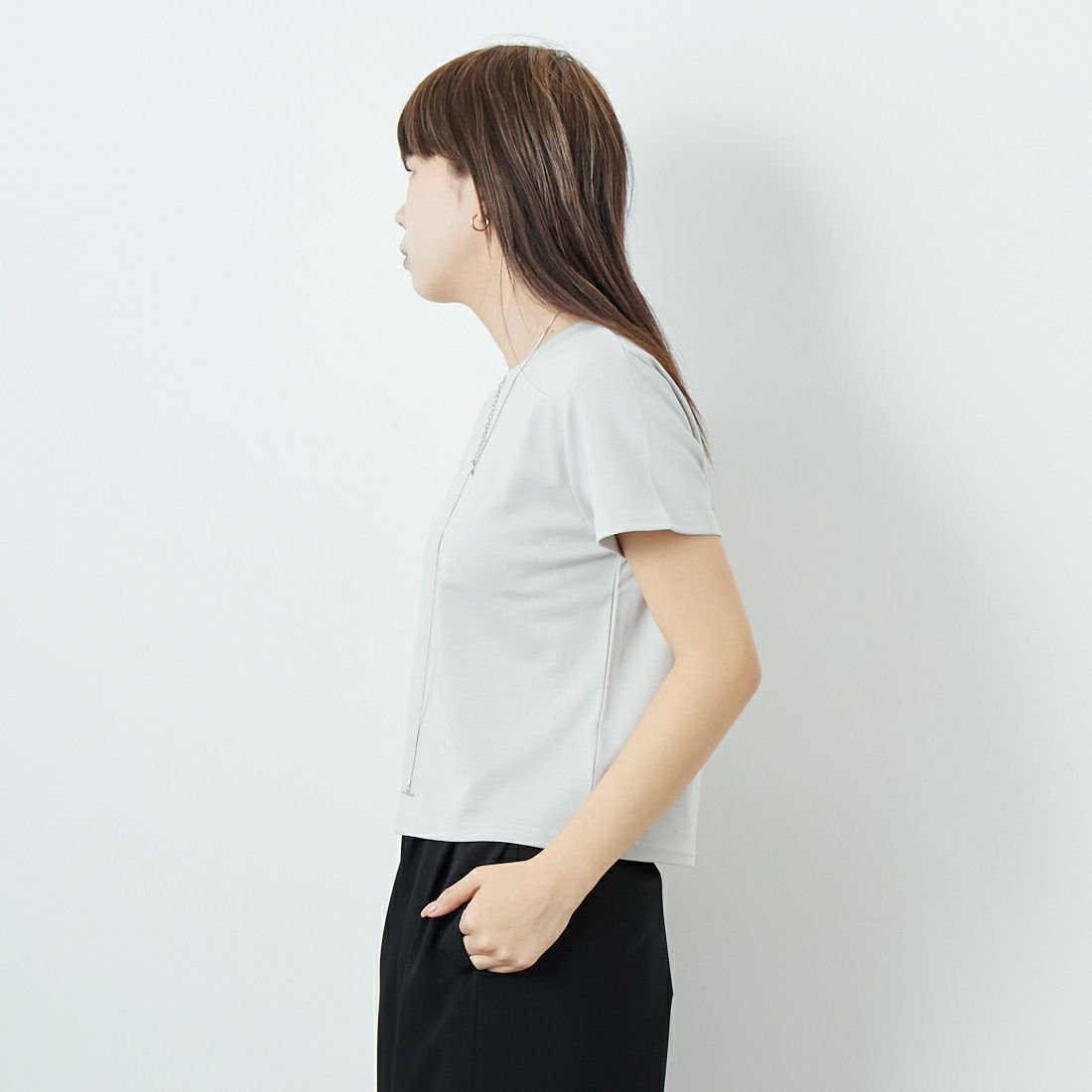 CLOCHE [クロシェ] コンパクトTシャツ [51285759] ｸﾞﾚｰ &&モデル身長：167cm 着用サイズ：2&&