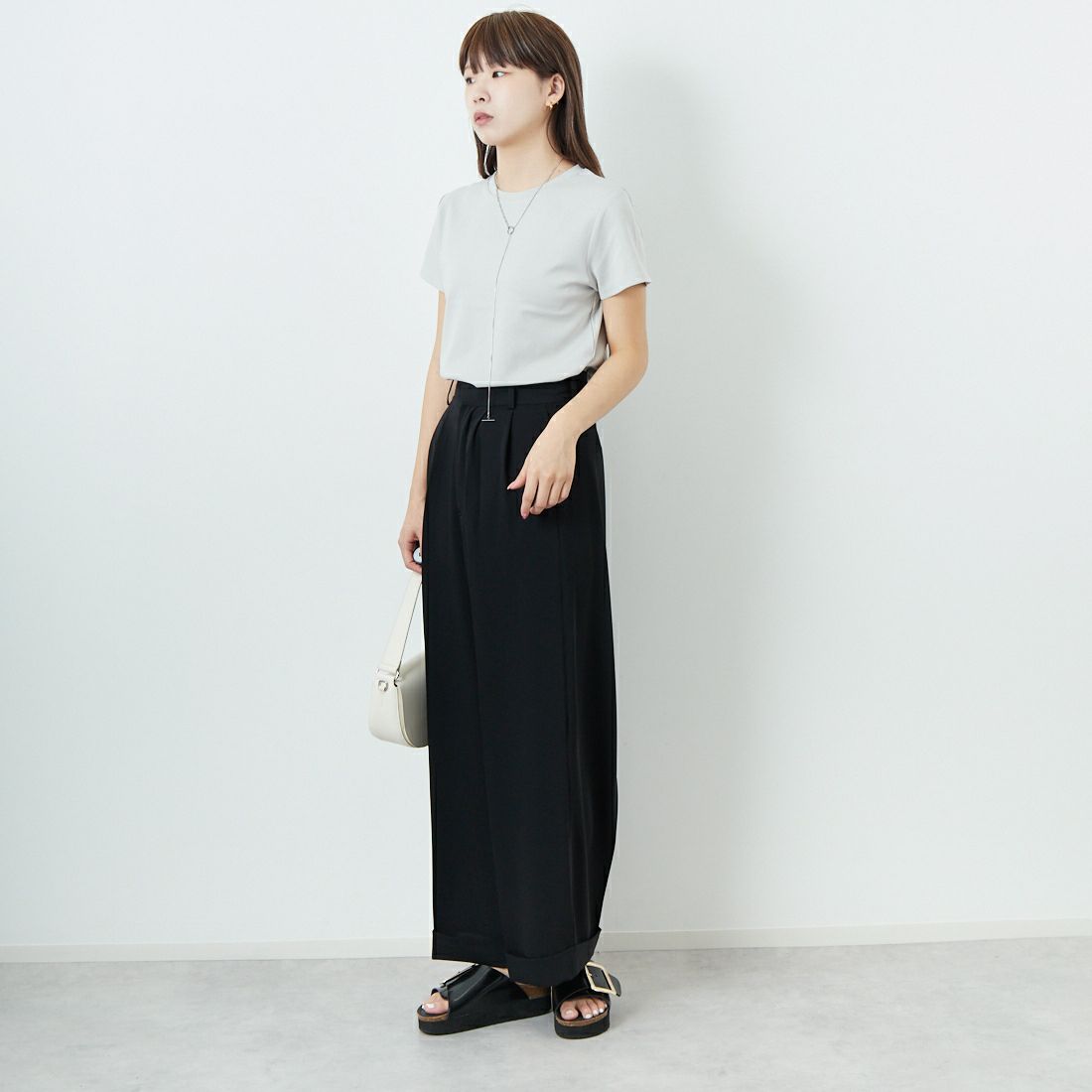 CLOCHE [クロシェ] コンパクトTシャツ [51285759] ｸﾞﾚｰ &&モデル身長：167cm 着用サイズ：2&&