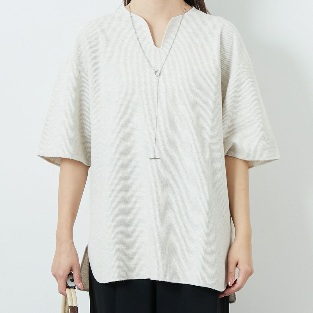 blurhms ROOTSTOCK [ブラームス ルーツストック] ラフ&スムース サーマルオーバーネックTシャツ [BROOTS24S19S25] 02 H.OATME &&モデル身長：167cm 着用サイズ：2&&