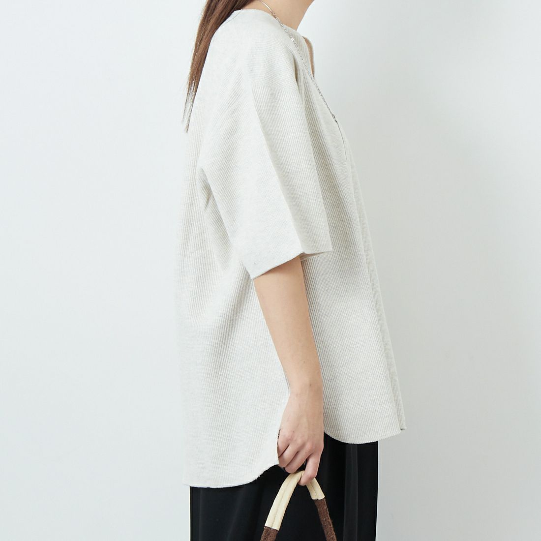 blurhms ROOTSTOCK [ブラームス ルーツストック] ラフ&スムース サーマルオーバーネックTシャツ [BROOTS24S19S25] 02 H.OATME &&モデル身長：167cm 着用サイズ：2&&