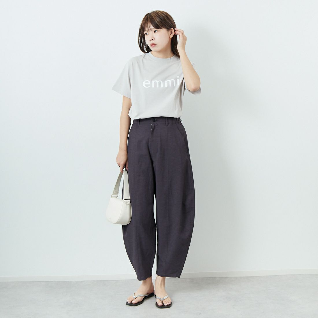 STELLA CIFFON [ステラシフォン] T/Rリネンウェザーパンツ [ST2-25206A] 82 CHARCOA &&モデル身長：167cm 着用サイズ：36&&