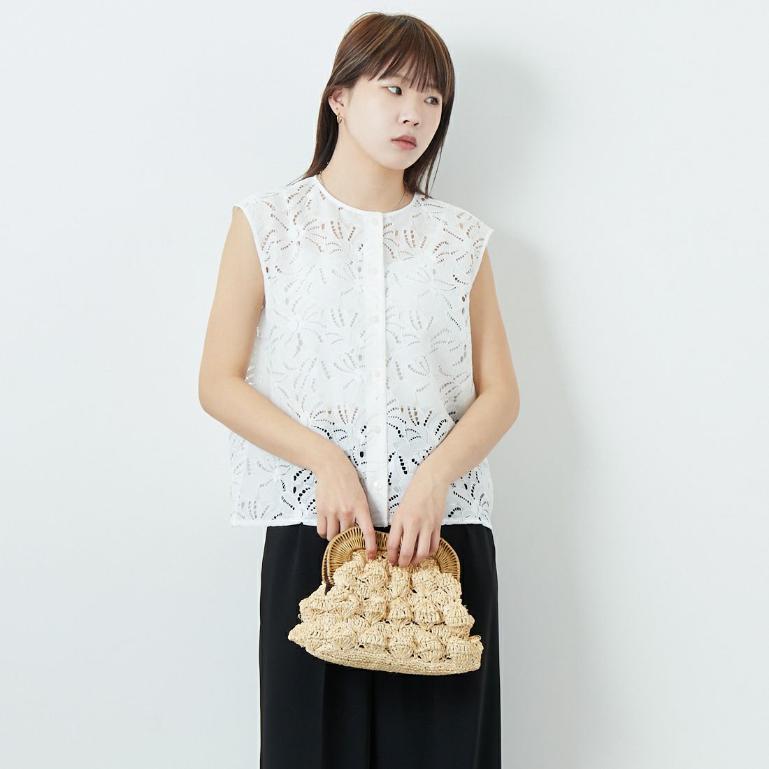 02 WHITE&&モデル身長：167cm 着用サイズ：36&&