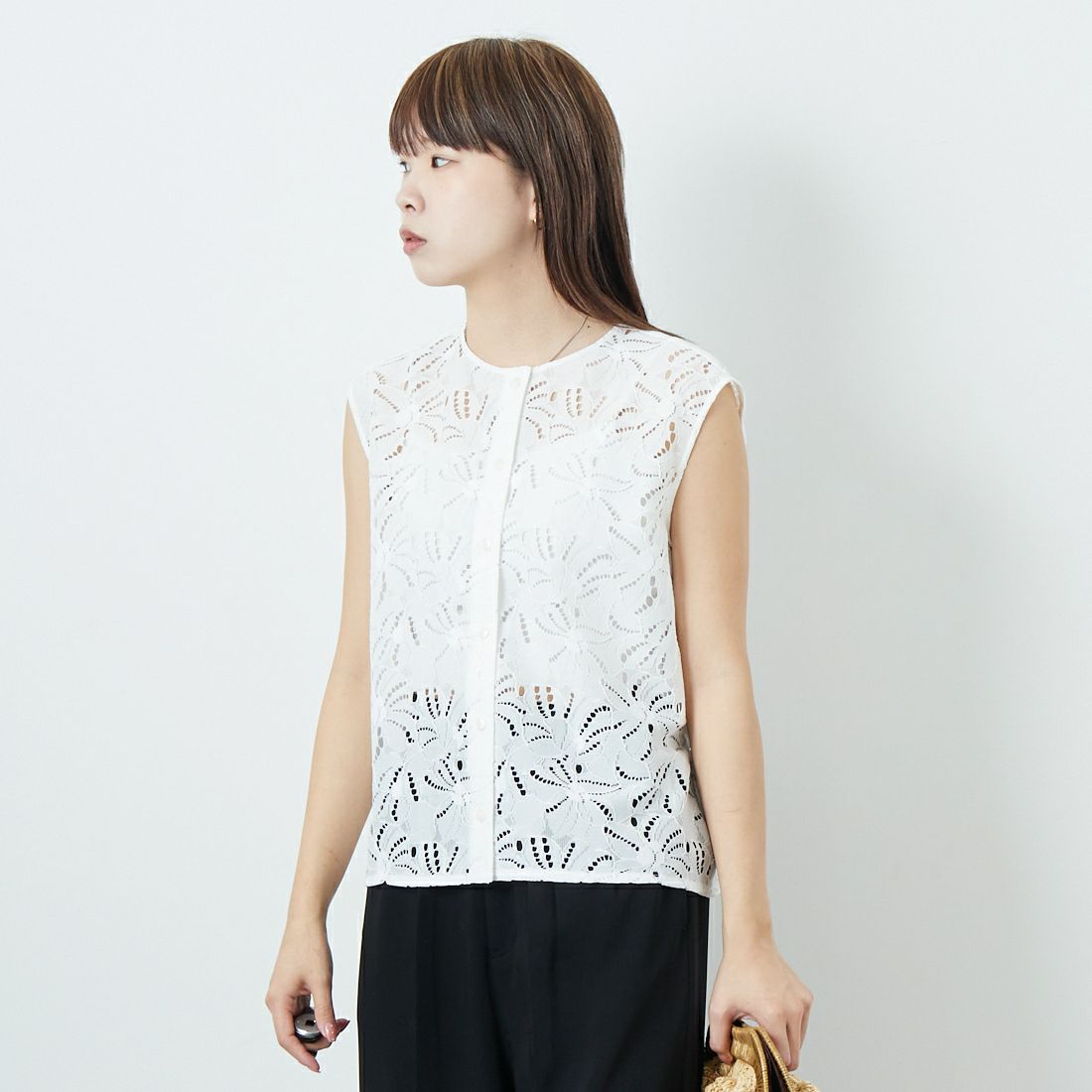STELLA CIFFON [ステラシフォン] ジャガードレーストップス [ST2-25401B] 02 WHITE &&モデル身長：167cm 着用サイズ：36&&