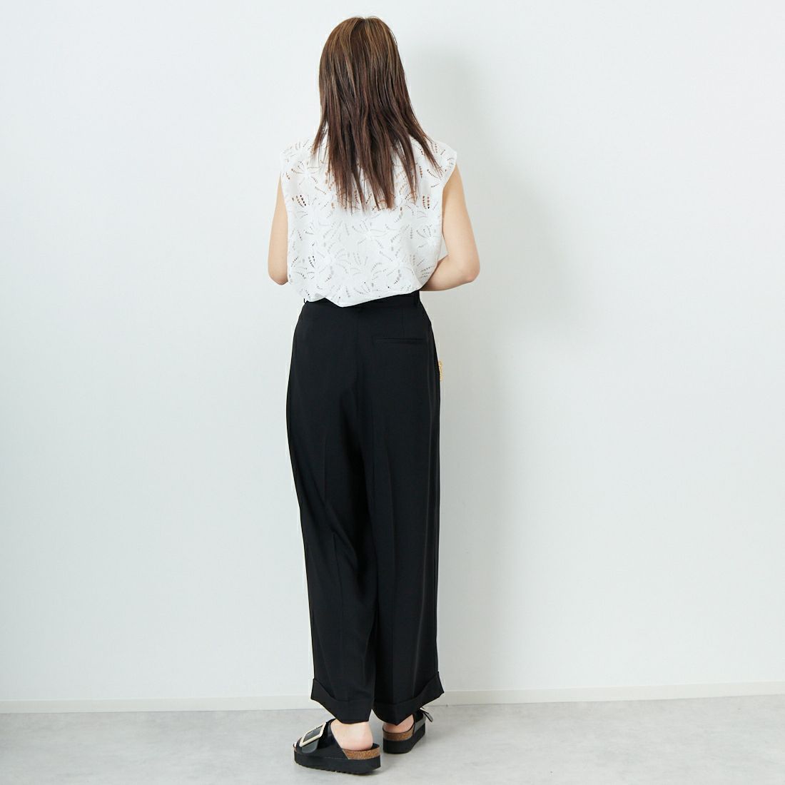 STELLA CIFFON [ステラシフォン] ジャガードレーストップス [ST2-25401B] 02 WHITE &&モデル身長：167cm 着用サイズ：36&&