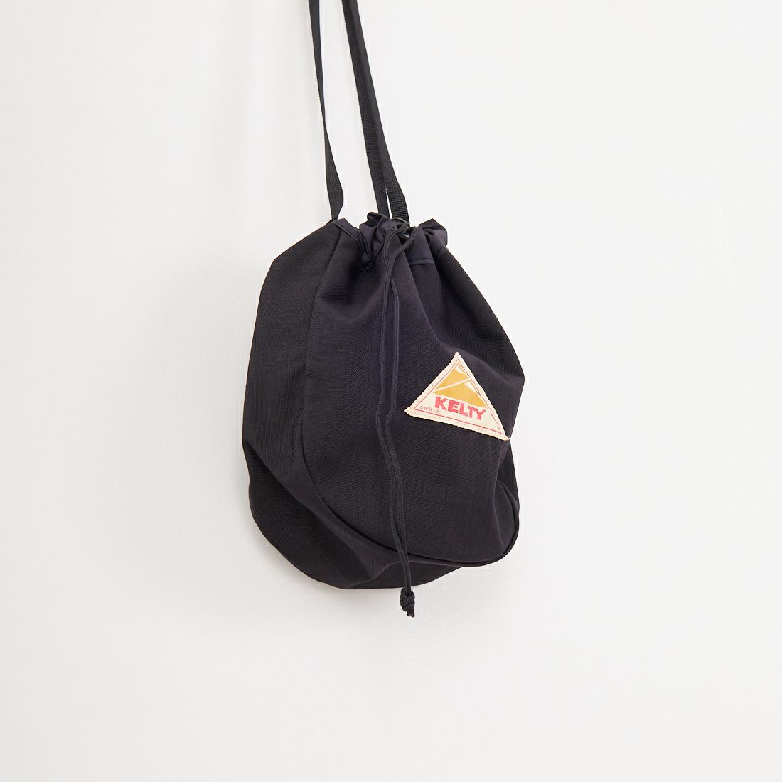 KELTY [ケルティ] 巾着ショルダーバッグ [32592354] BLACK