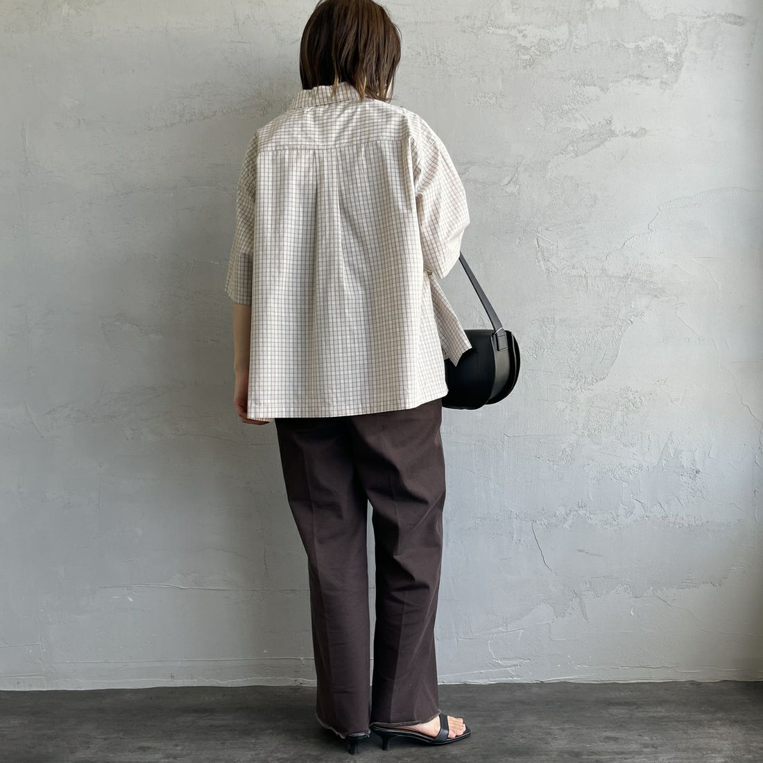 DANTON [ダントン] ハーフスリーブシャツ [DT-B0223CPP] BEG/GRY CK &&モデル身長：158cm 着用サイズ：38&&