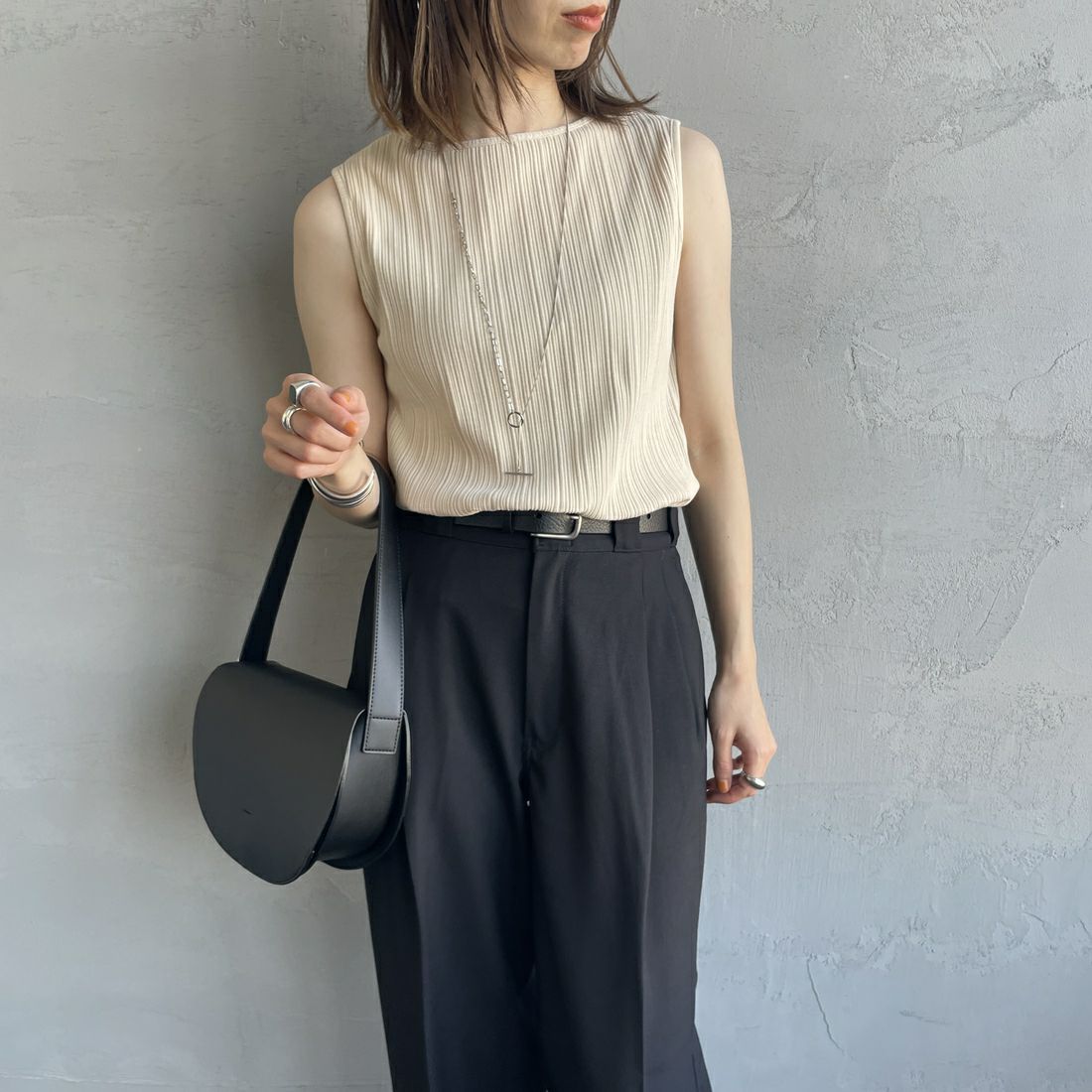 LT.BEIGE&&モデル身長：158cm 着用サイズ：1&&