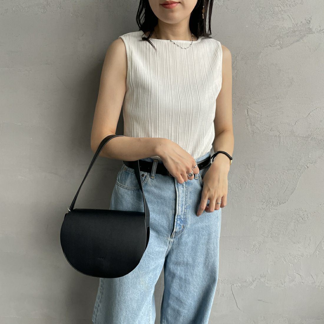 Noir Fabrik [ヌワールファブリック] ボートネックノースリーブリブカットソー [JFS-C092] O.WHITE &&モデル身長：160cm 着用サイズ：1&&