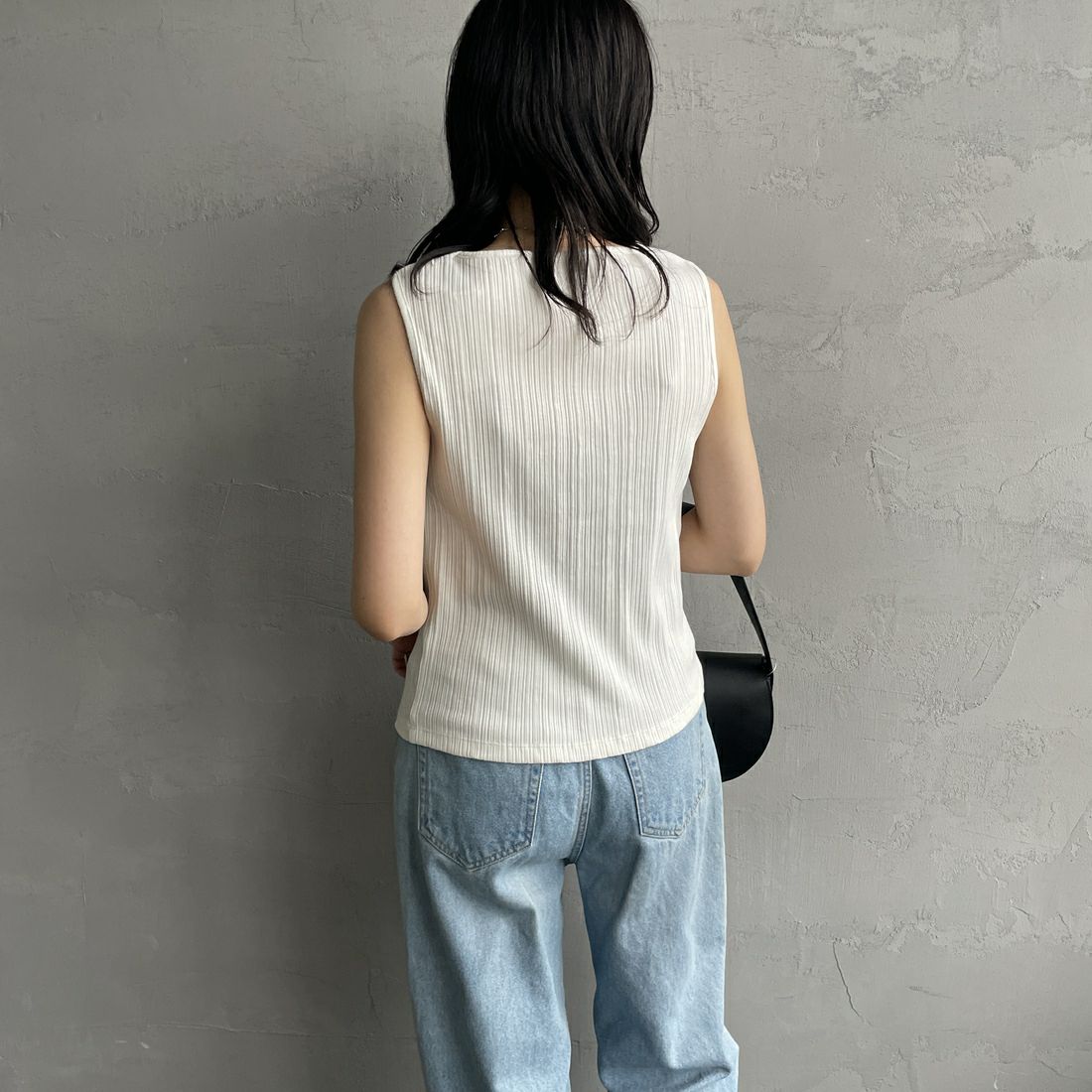 Noir Fabrik [ヌワールファブリック] ボートネックノースリーブリブカットソー [JFS-C092] O.WHITE &&モデル身長：160cm 着用サイズ：1&&