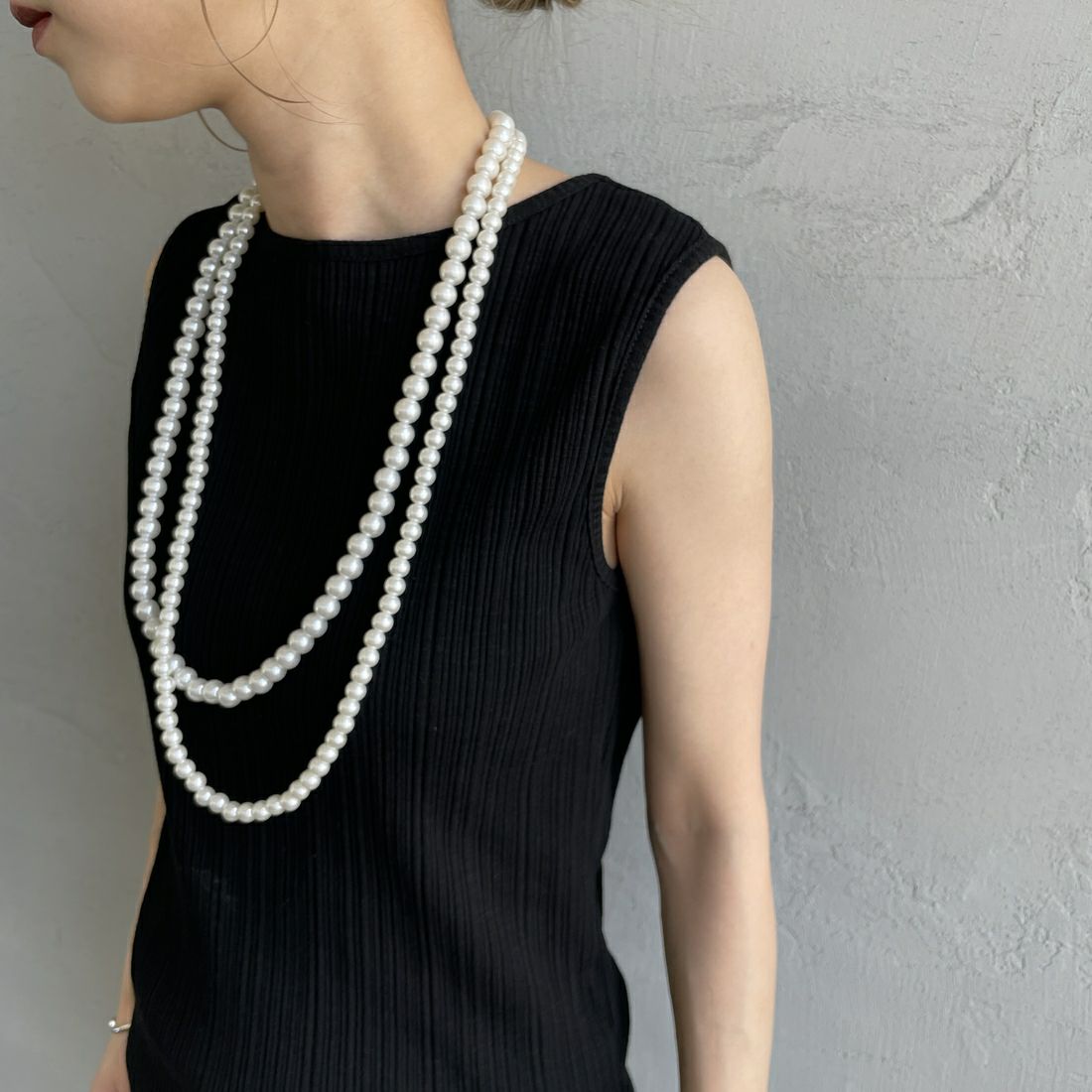 Noir Fabrik [ヌワールファブリック] ボートネックノースリーブリブカットソー [JFS-C092] BLACK &&モデル身長：150cm 着用サイズ：0&&