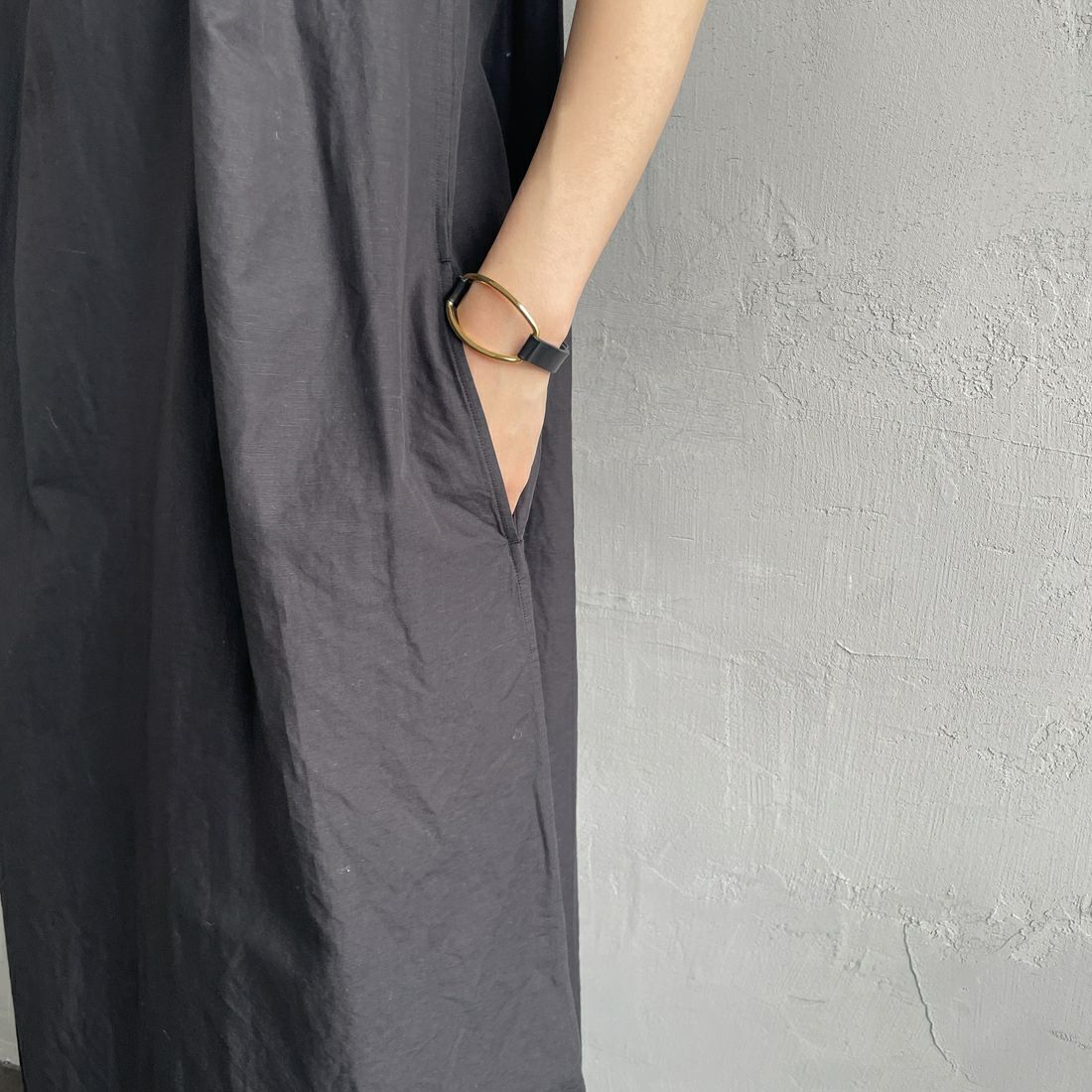 DANTON [ダントン] コットンリネンギャザワンピース [DT-B0347VCL] BLACK &&モデル身長：160cm 着用サイズ：36&&