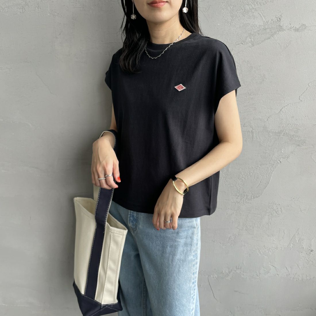 DANTON [ダントン] ドルマンスリーブソリッドTシャツ [DT-C0403FLC] BLACK &&モデル身長：160cm 着用サイズ：S&&