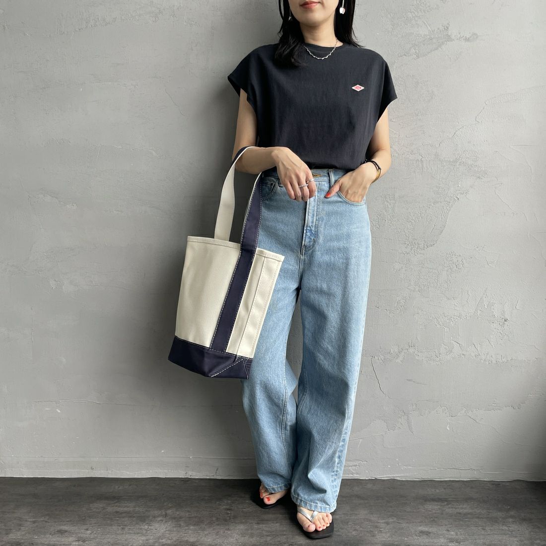 DANTON [ダントン] ドルマンスリーブソリッドTシャツ [DT-C0403FLC] BLACK &&モデル身長：160cm 着用サイズ：S&&