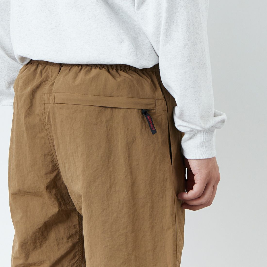 GRAMiCCi [グラミチ] ナイロンパッカブルGショーツ [G4SM-P146] COYOTE &&モデル身長：179cm 着用サイズ：L&&