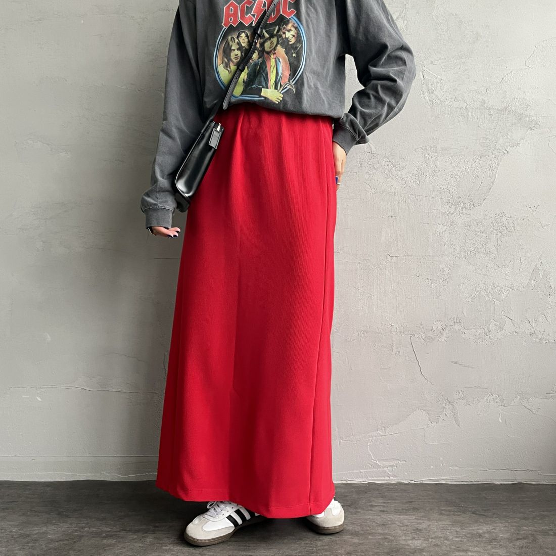 46 RED&&モデル身長：156cm 着用サイズ：F&&