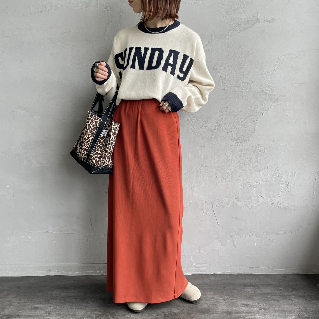 nenom [ネノム] マルチWAYナロースカート [NE23142065] 33 ORANGE &&モデル身長：158cm 着用サイズ：F&&