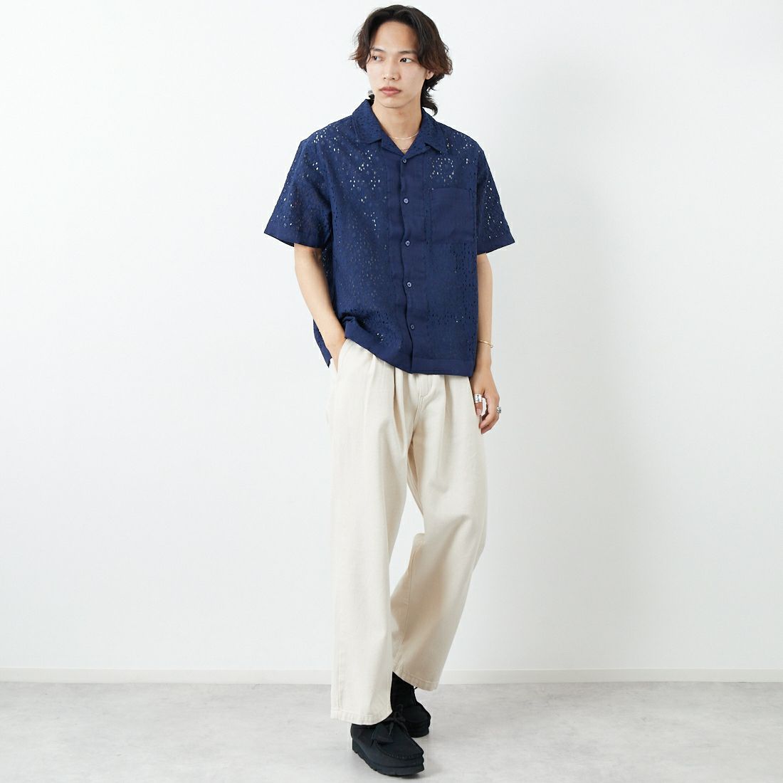 Noir Fabrik [ヌワールファブリック] レースシャツ [NF-251-023] NAVY &&モデル身長：179cm 着用サイズ：M&&