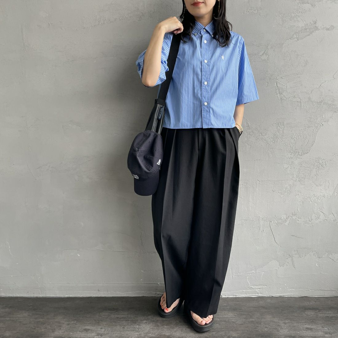 Gymphlex [ジムフレックス] 半袖ボタンダウンシャツ [GY-B0367HPS] BLU/WHT ST &&モデル身長：160cm 着用サイズ：12&&