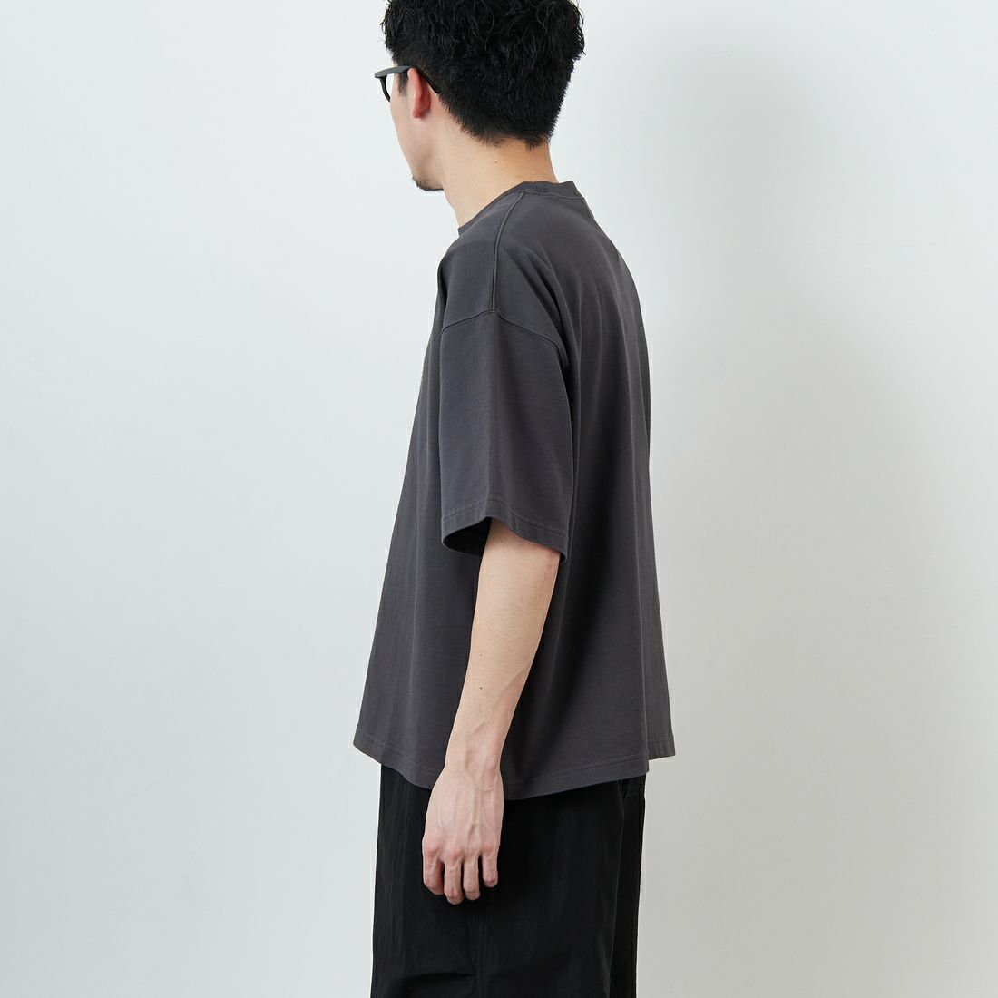 Gymphlex [ジムフレックス] ショートスリーブクルーネックTシャツ [GY-C0441DDH] CHARCOAL &&モデル身長：168cm 着用サイズ：M&&