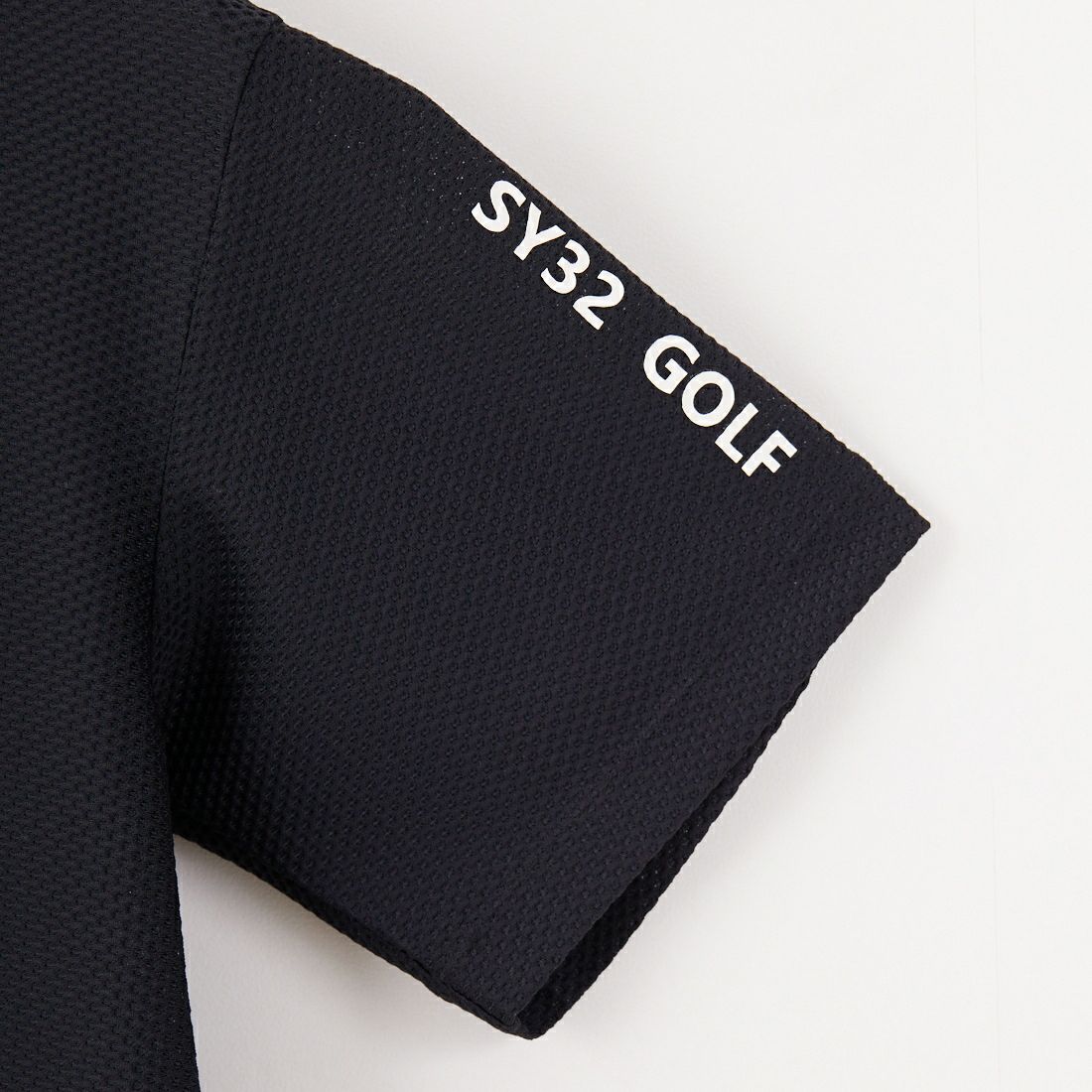 SY32 GOLF [エスワイサーティトゥ ゴルフ] 3Dフェイス バックネオンモックネックTシャツ [SYG-25S020] BLACK