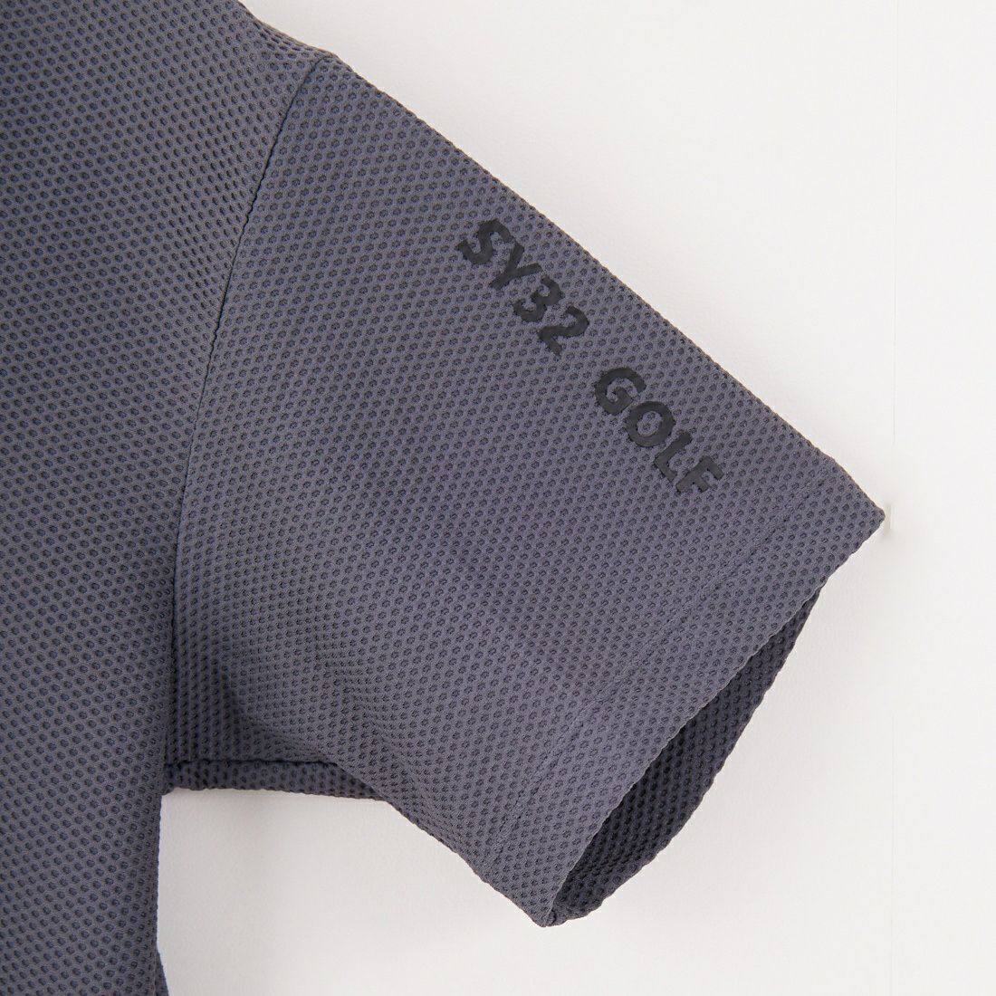 SY32 GOLF [エスワイサーティトゥ ゴルフ] 3Dフェイス バックネオンモックネックTシャツ [SYG-25S020] CHARCOAL