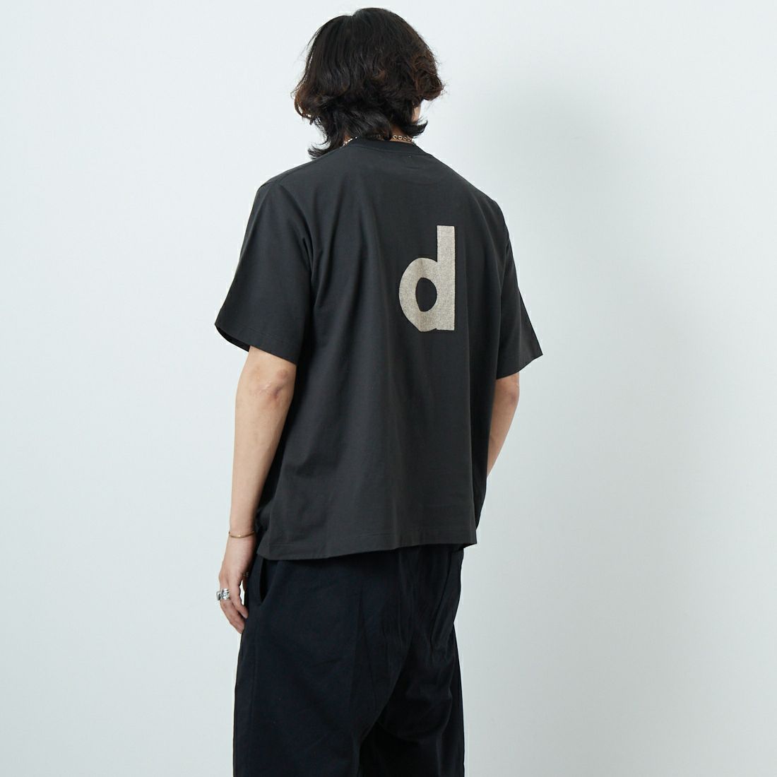 blurhms ROOTSTOCK [ブラームス ルーツストック] BD ワイドプリントTシャツ [BROOTS25S34C] 14 INK/IVO &&モデル身長：179cm 着用サイズ：2&&