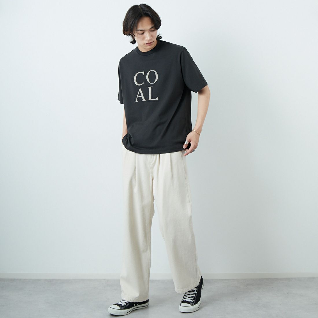 blurhms ROOTSTOCK [ブラームス ルーツストック] COAL ワイドプリントTシャツ [BROOTS25S34D] 02 INK BLK &&モデル身長：179cm 着用サイズ：2&&
